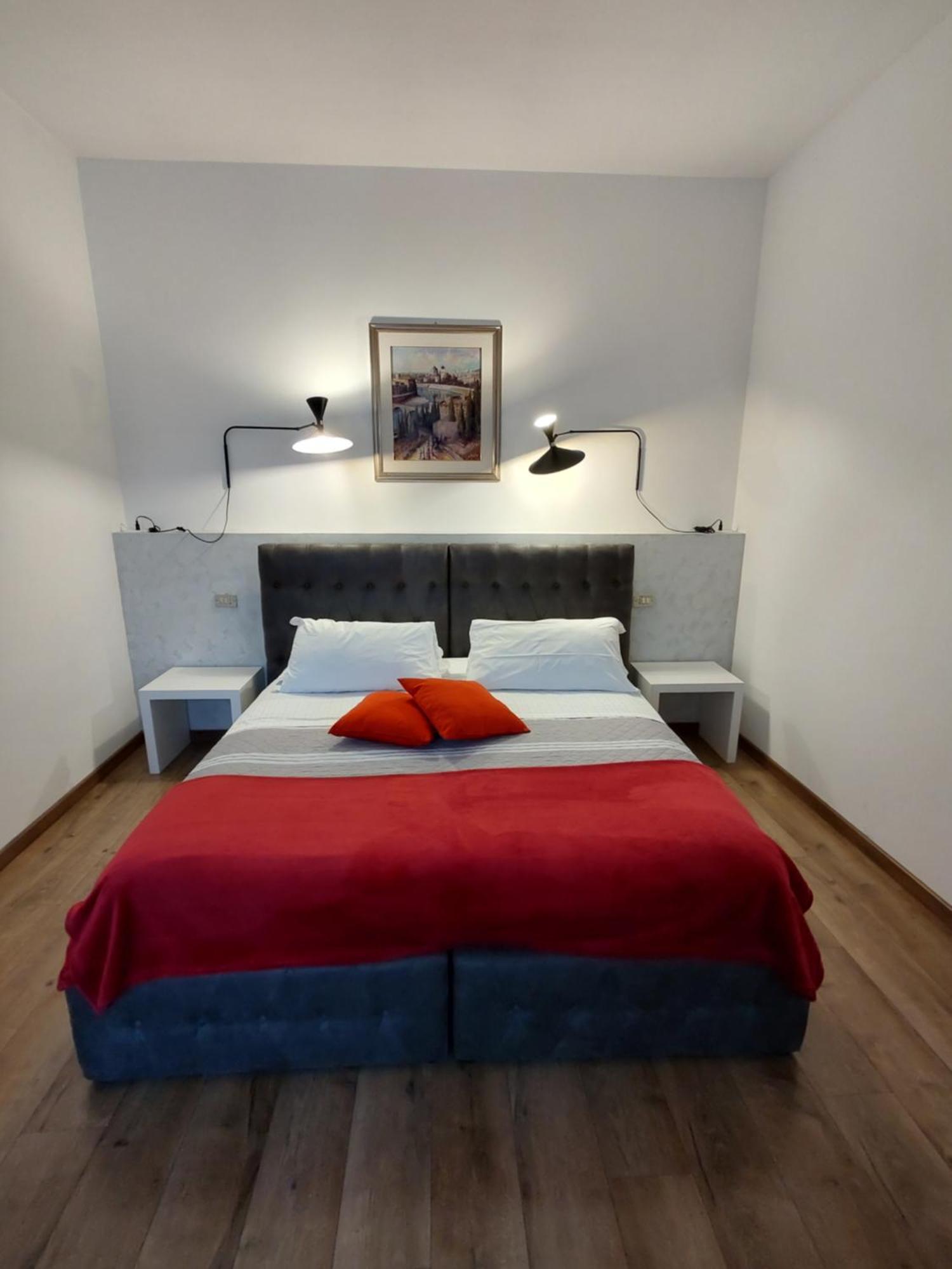 Verona Relax & Stay Rooms Exterior photo